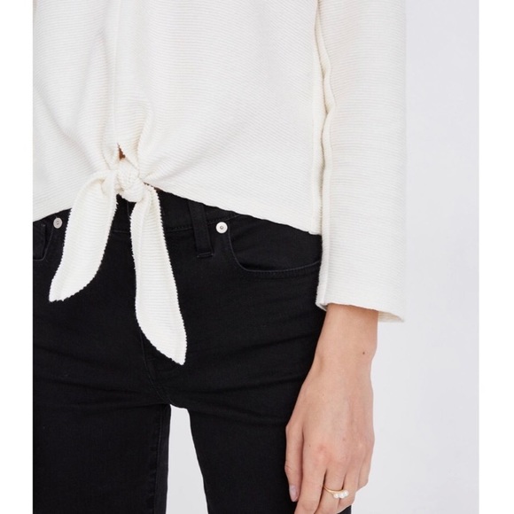 🌙MADEWELL Long-Sleeve Tie-Front Top🌙 - Picture 4 of 6